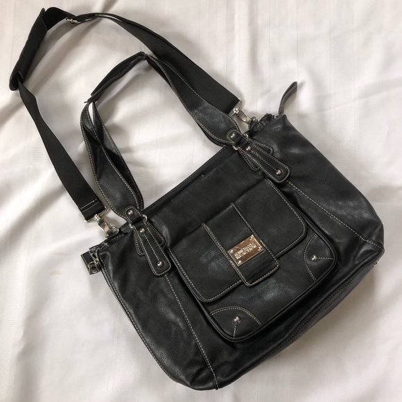 Kenneth Cole Reaction Laptop Bag - Picture 1 of 14